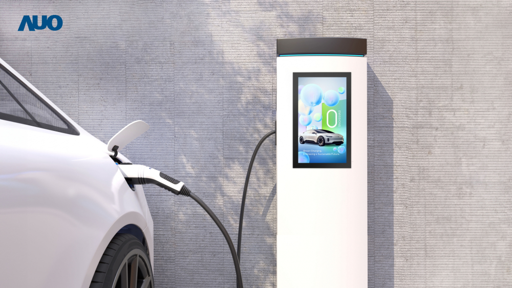 友達〝EVSE車用充電樁解決方案〞專為電動汽車充電樁設計，具有高亮度、克服戶外艱難環境的耐溫、耐紫外線等特性，並搭載散熱性及擴充性強的高效能工業電腦，可實現人機互動訴求，如資訊顯示、支付等應用