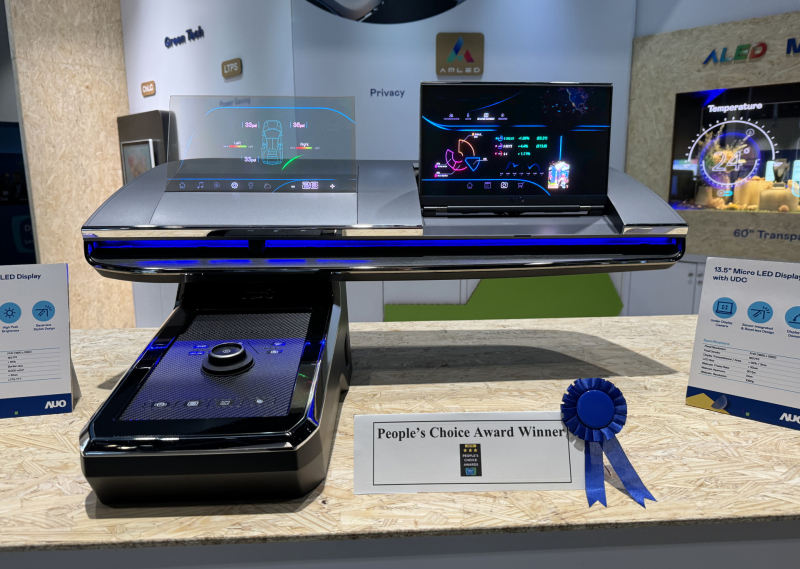 k1体育车用Micro LED Display HMI解决方案获&rdquo;最佳车用显示奖&rdquo;，以用户为中心开发，针对前座驾驶与乘客设计兼具娱乐与安全的高画质屏幕，包含车舱前座的Micro LED透明屏幕及全球首款内建镜头的智慧Micro LED显示器