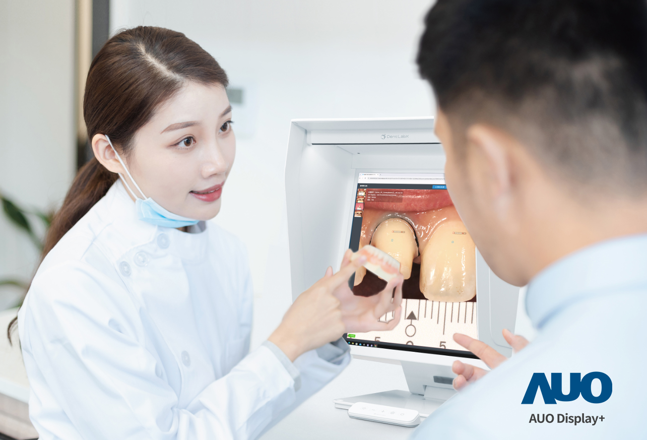 達擎積極投入牙科領域，瞄準牙技所數位轉型趨勢，與成軍滿周年的子公司原色口腔數位，展現智慧牙技整合方案的落地成果，加速推動牙科與假牙製作流程數位化